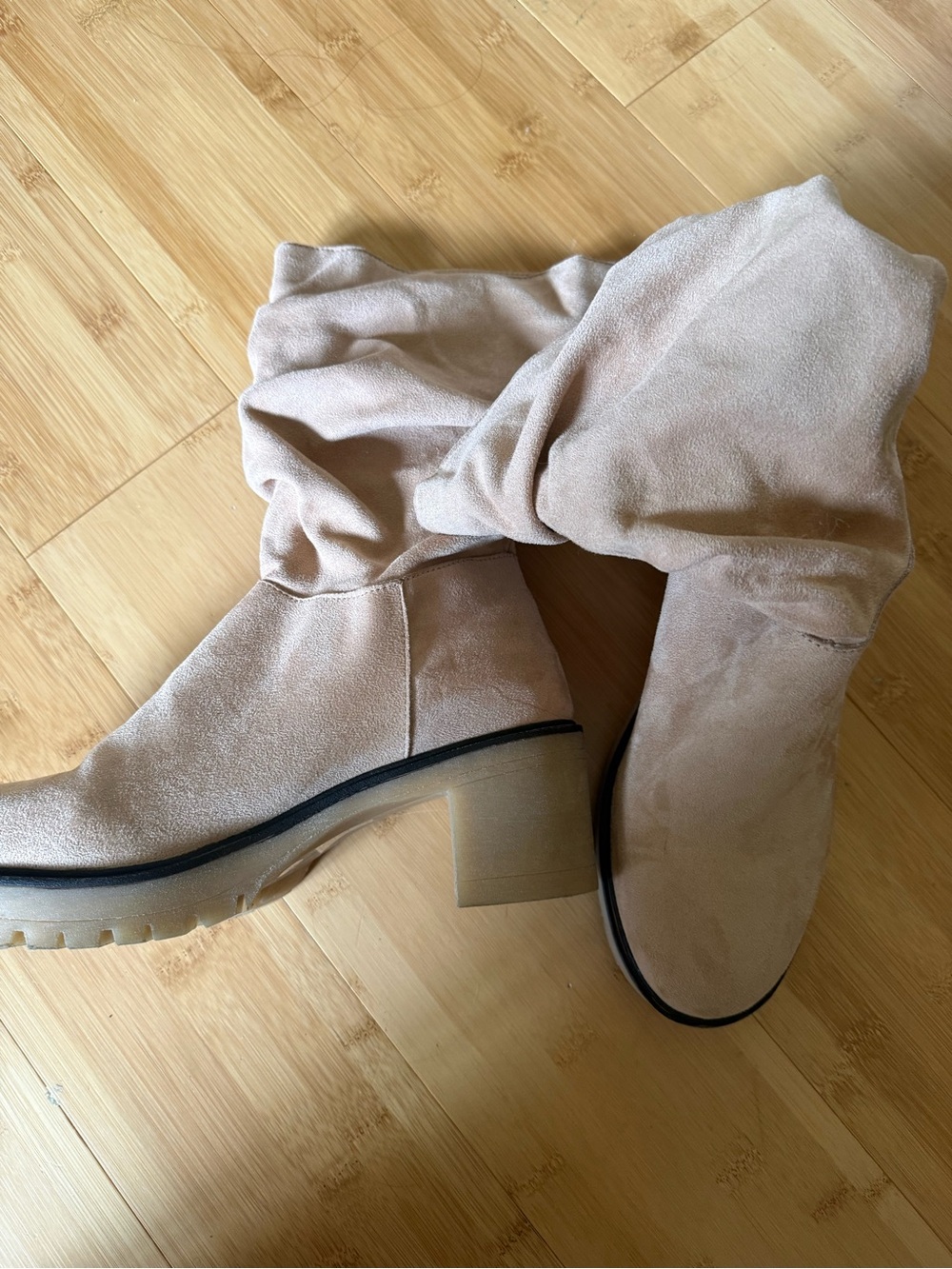 Women's Slouchy Suede Mid-Heel Boots - Beige